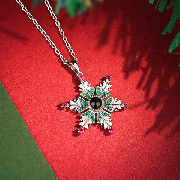 New Christmas Snowflake Necklace With Projection Design For Couples Christmas Gift Women's Clavicle Chain Jewelry - Image 6